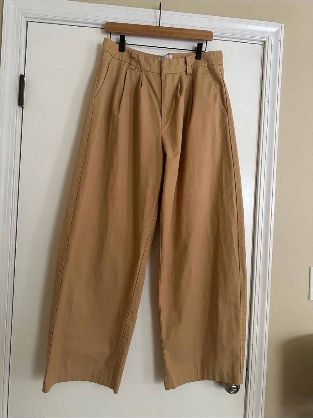 Women’s Casual Wide-Leg Tan Pants